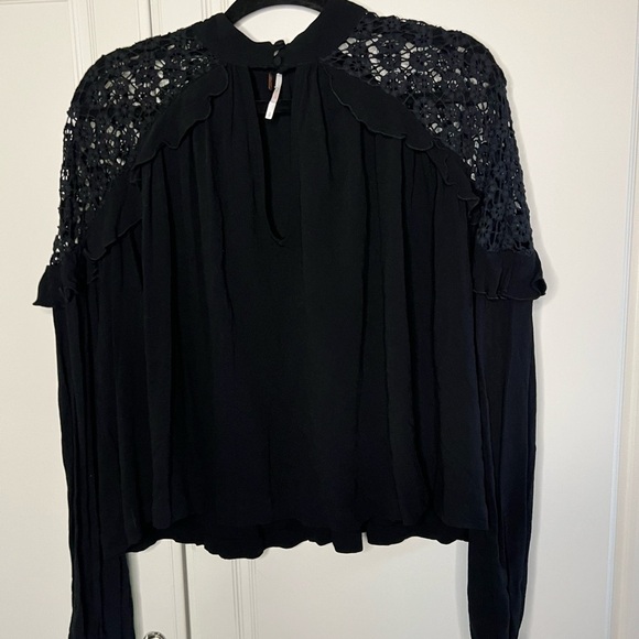 Free People Little Bit of Love Top - Picture 5 of 14